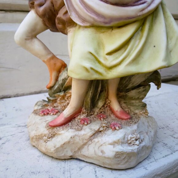 Vintage Heavy Duty Poly Resin Victorian Courting/Dancing Young Romantic Couple - Picture 7 of 10